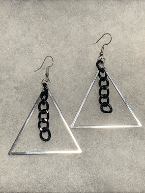 Good Vibes Only Silver Triangle Hoop Earrings with Black Chain Accent!